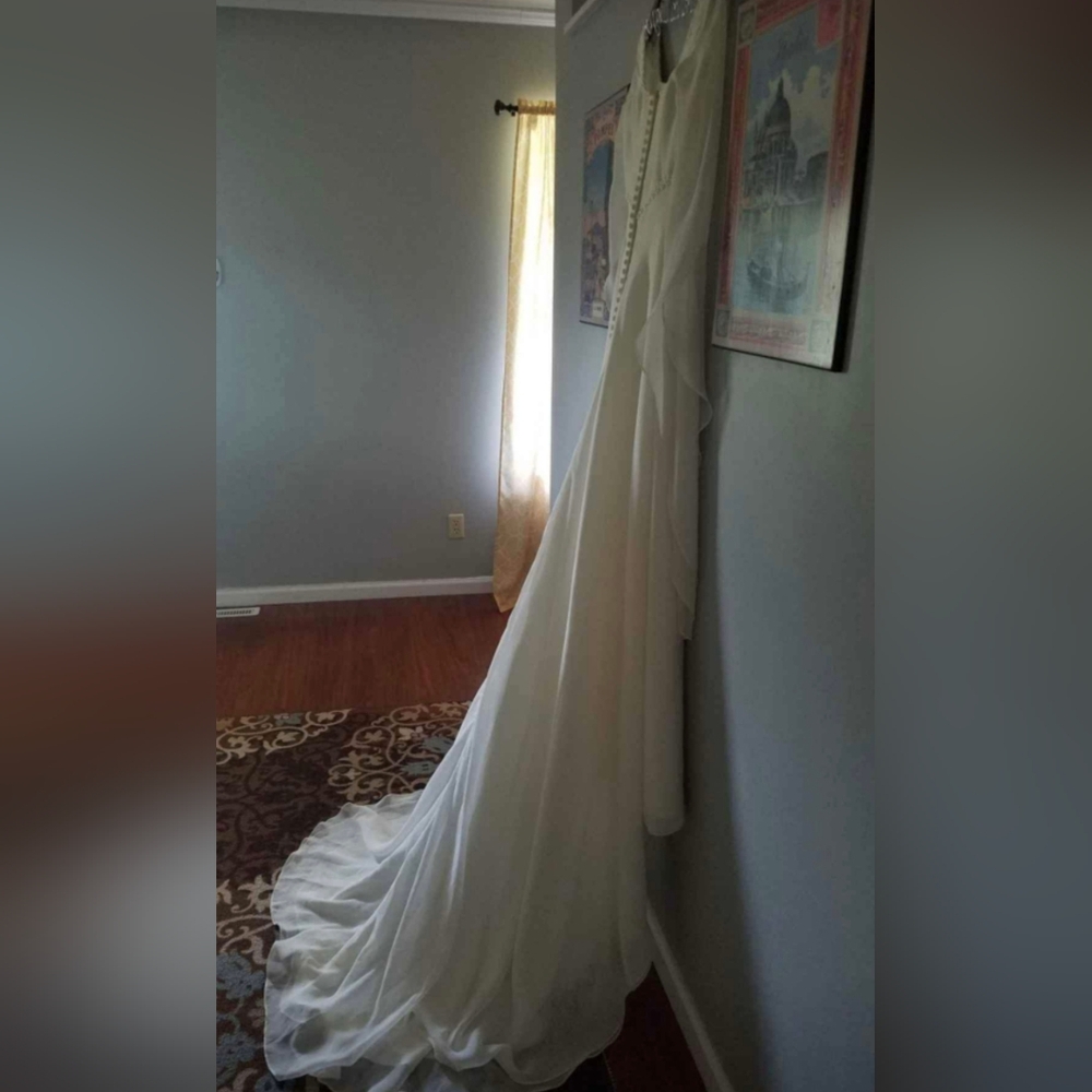 David's Bridal White Flutter Sleeve Wedding Gown - Picture 2 of 3